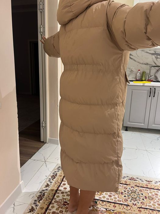 Продаю пуховикзимные 52 размер, почти новый.