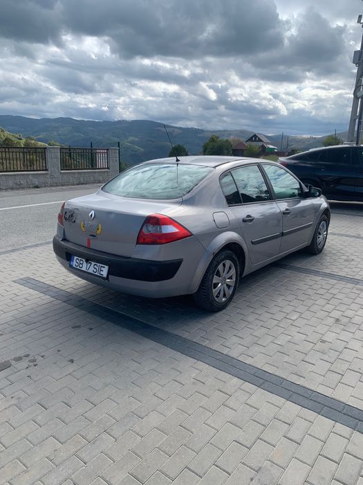 Vînd Renault Megane 2. 2005 1.6 16v