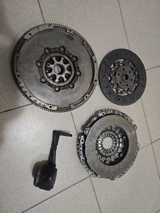 Kit Volanta și ambreiaj 2.0 tfsi 1.8 tsi Bwa , Ccza , Cdaa , Cdab