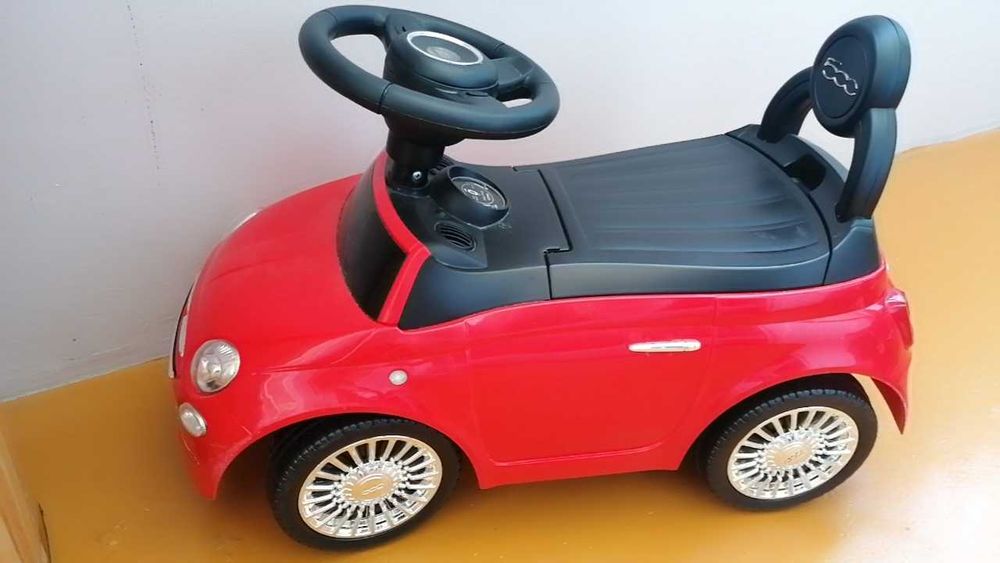 Детска кола за бутане Fiat 500