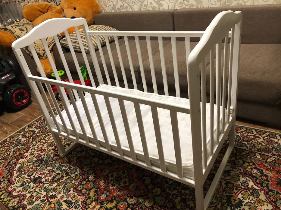 Детскую кровать. 120*60 Бортики для детской кроватки.