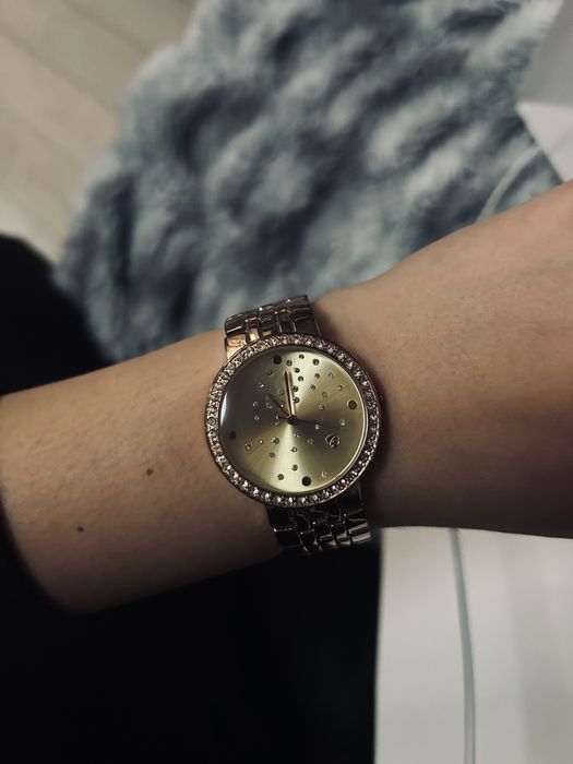 Дамски часовник