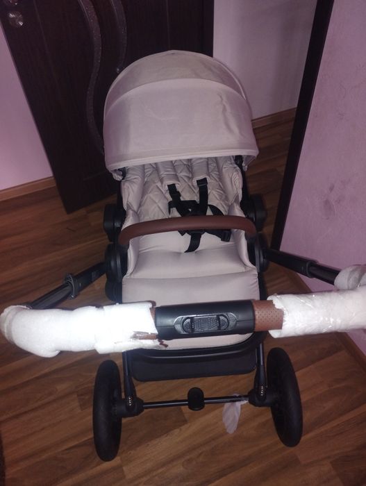 Cărucior Hauck walk N care+ scoica cybex aton B2