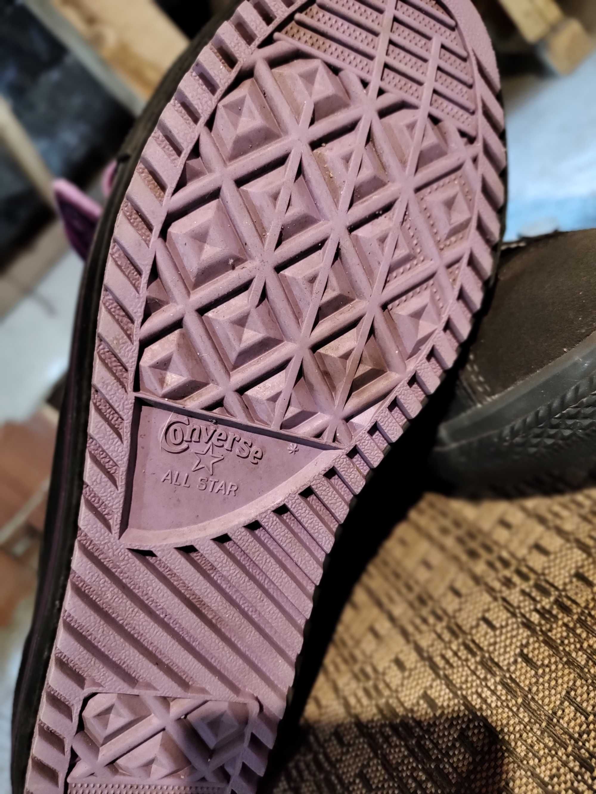 Кецове Converse подплата