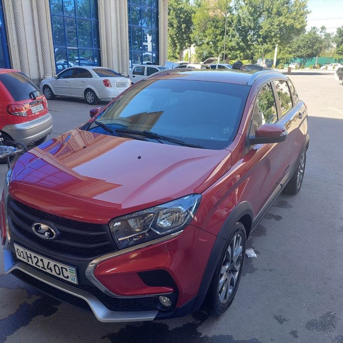 Лада Х-Рей год 2019 пробег 46.000 км