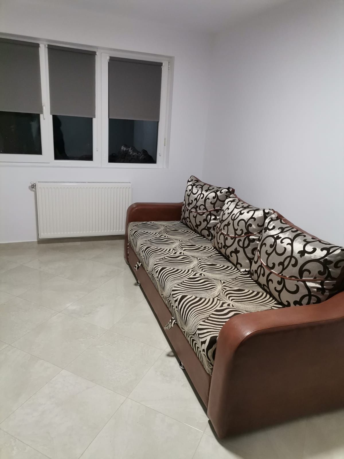 Închiriez apartament zona liceul agricol