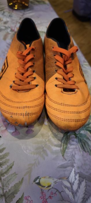 Бутонки за трева