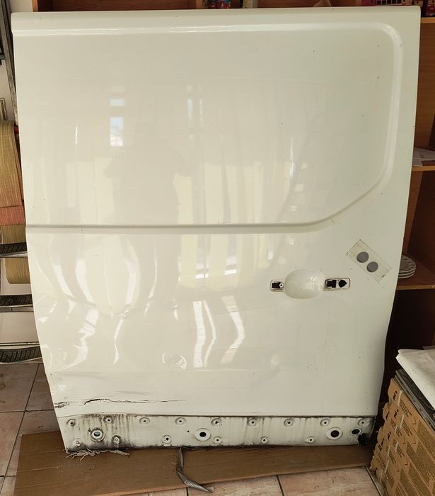 Usa culisanta dreapta renault trafic 3 1.6 dci 2017 (115hp)