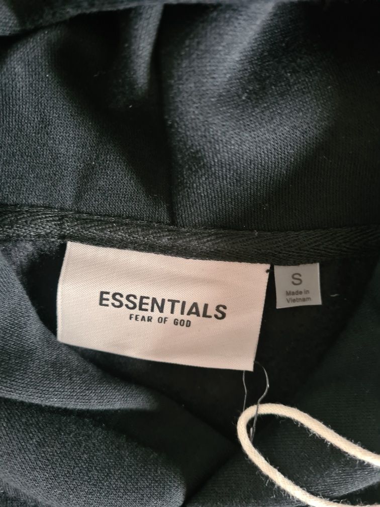 Hanorac Essentials