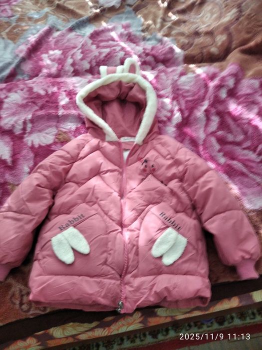 Продам детскую куртку