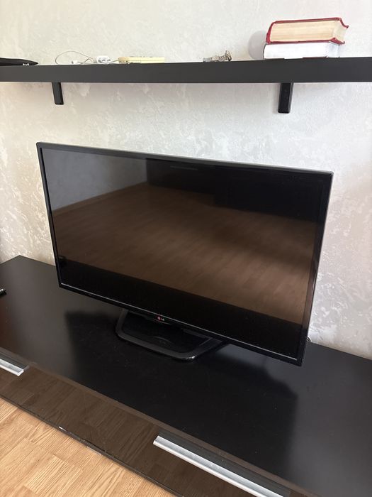 Продам телевизор LG