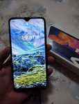 Samsung A10        .