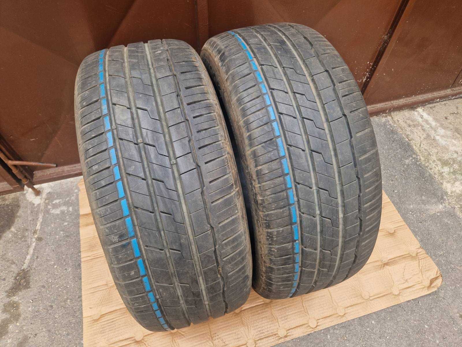 2 Hankook R18 255/55
летни гуми 
DOT2524