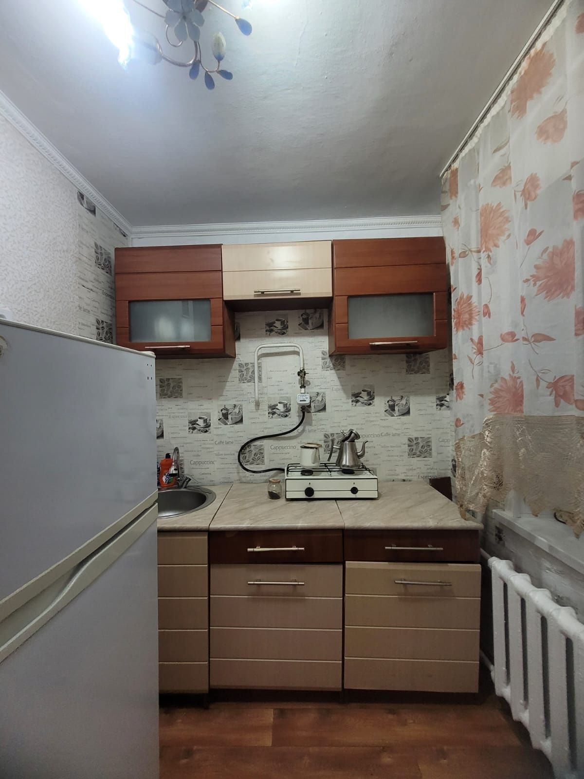 Продам 2 комн.квартиру на 1 микрорайоне