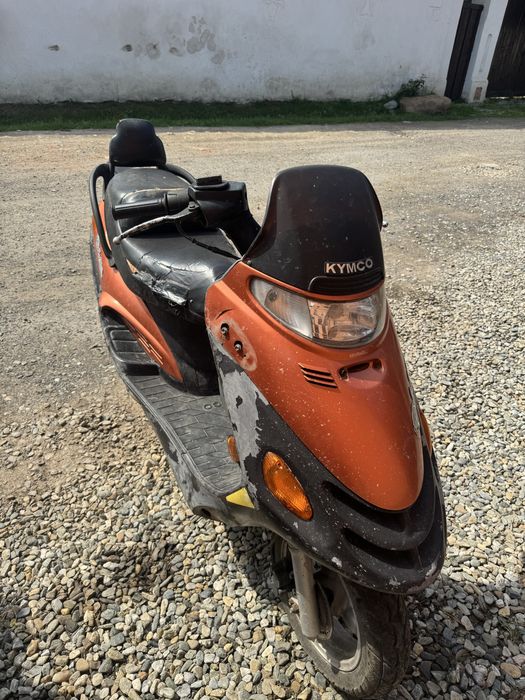 Vand scuter kymko dink 50