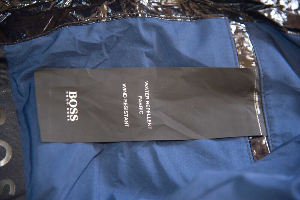 HUGO BOSS Cylon 1 Ново с етикети, размер 48
