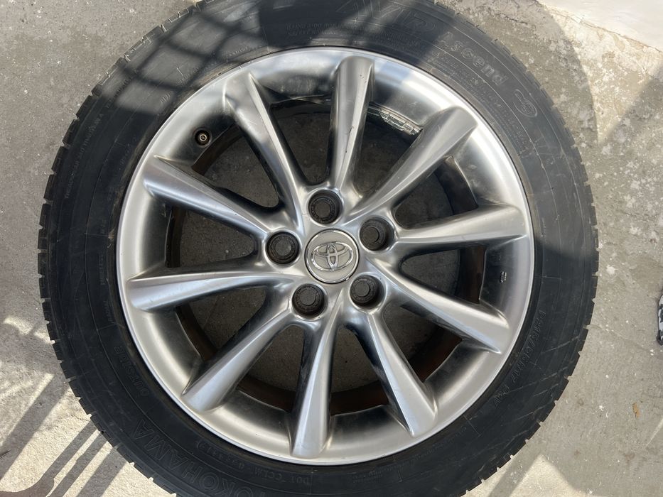 Продам диски с резиной Yokohama 215/55/17