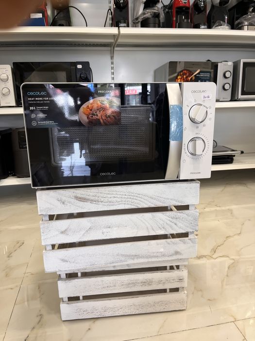 Cuptor cu microunde cecotec