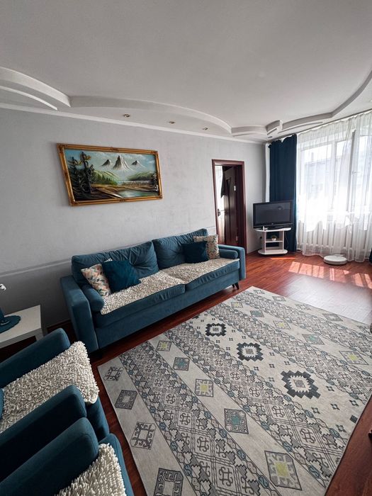 3 комнатная  квартира  район Тайги  улучшенной  планировки