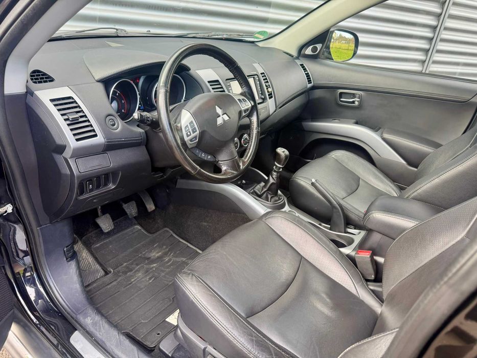 Mitsubishi Outlander 2012 2.2Diesel 177CP 4x4 7-Locuri