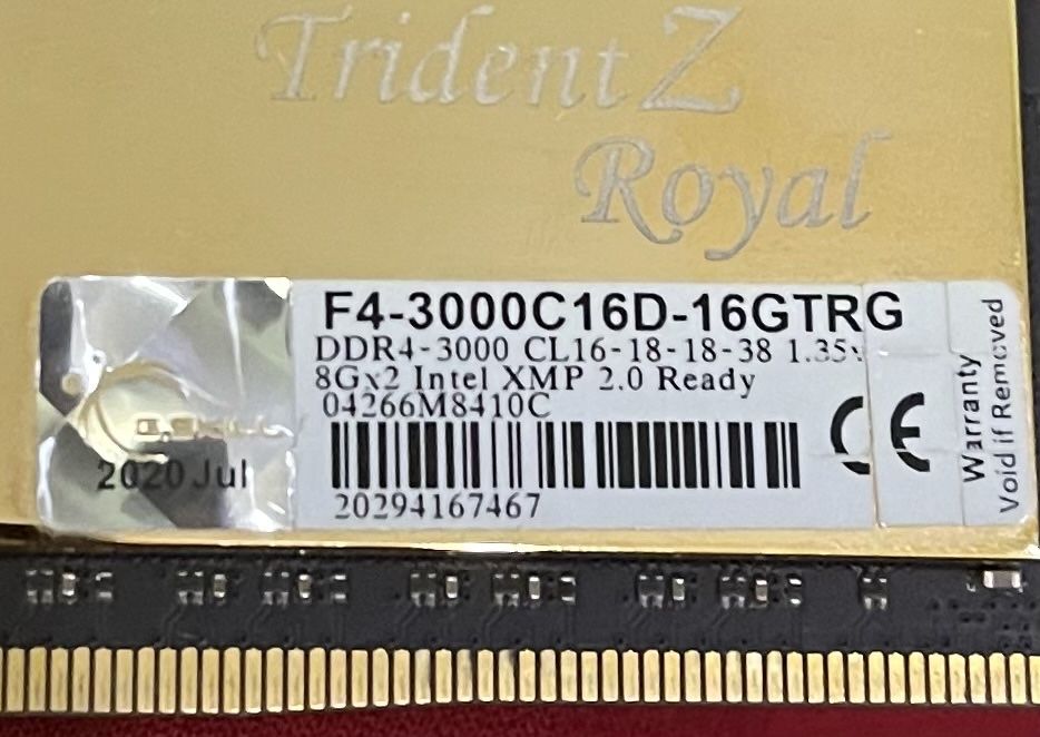 Memorie 8GB RAM G.Skill Trident Z Royal Gold, DDR4 ,3000 MHz CL16