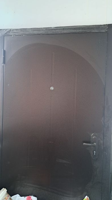 Продам дверь новая