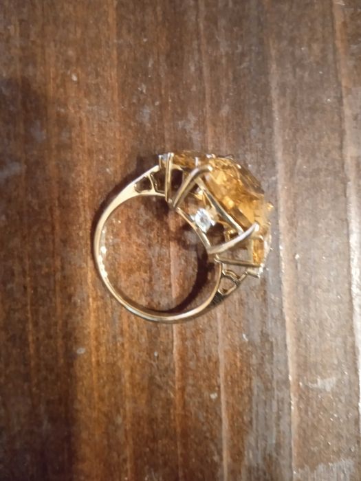 Inel aur 10K,cu citrin