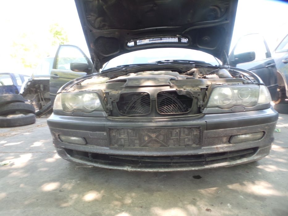BMW 330d E46 Комби На Части