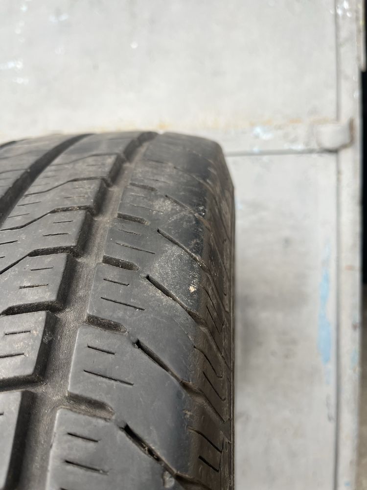 2 бр. гуми за бус 225/70/15C  Sportiva DOT 1117 7,5/8,5 mm