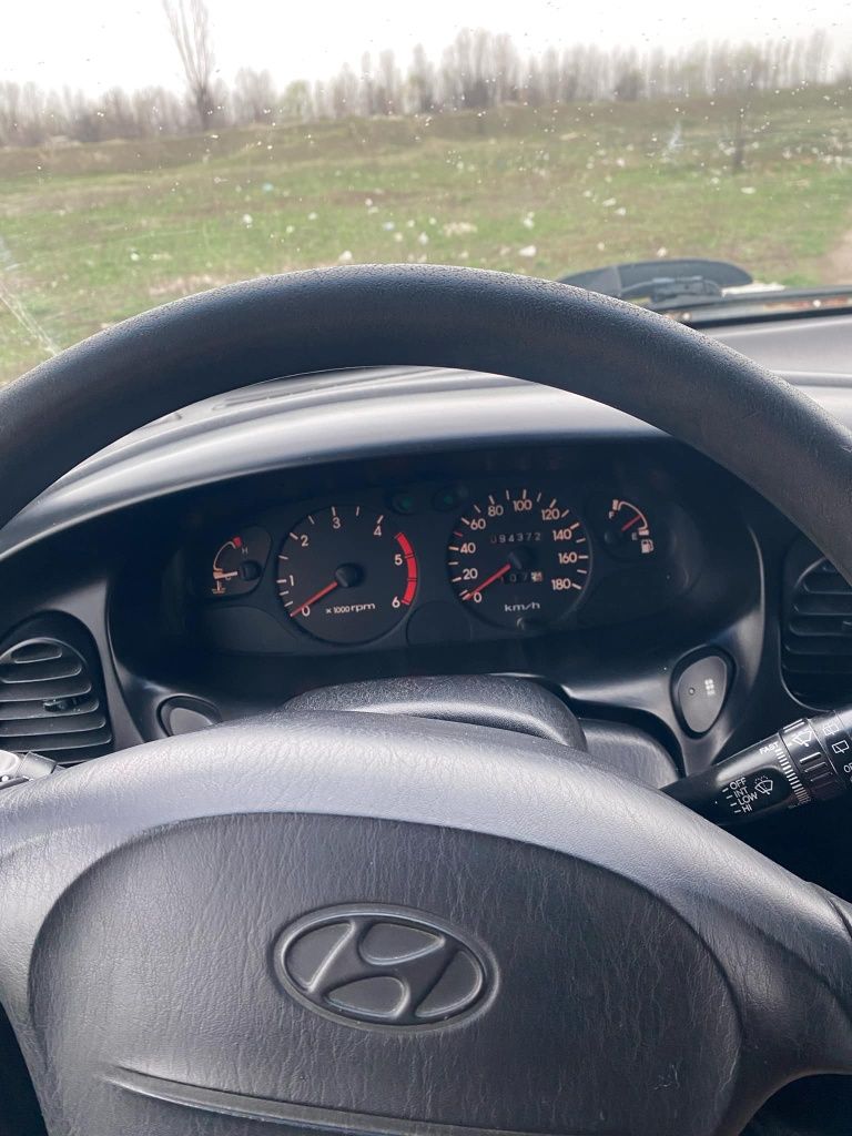 Hyundai Starex 2.5D 4x4