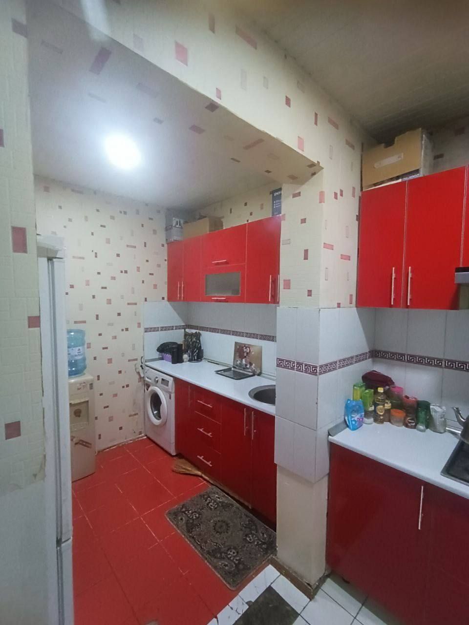 Продаётся квартира Юнусабад 11кв 4/1/4