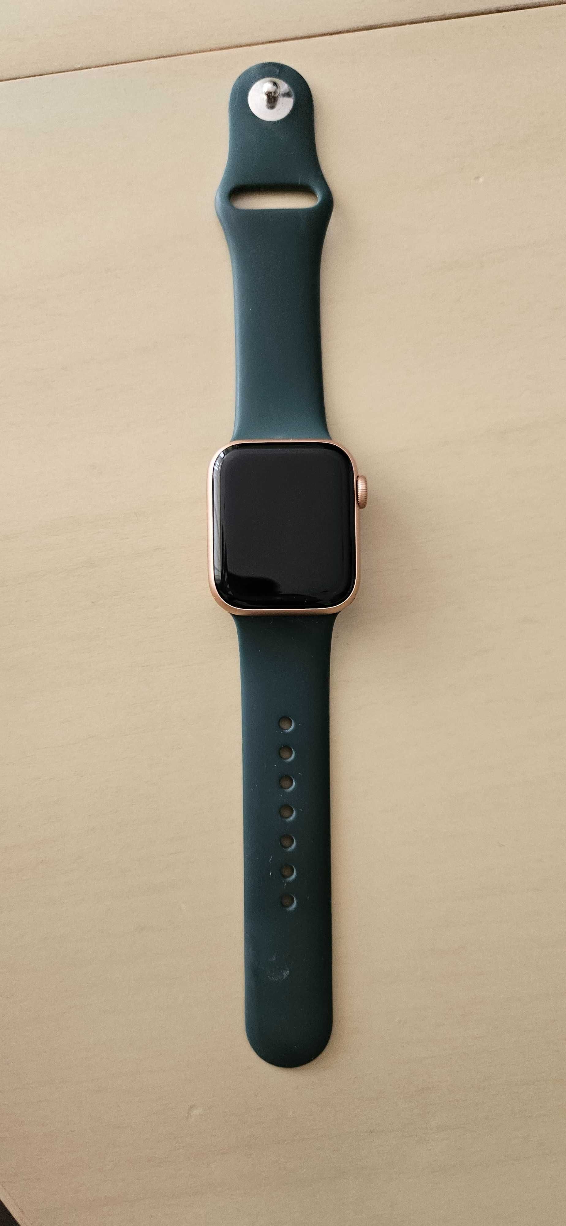 Apple watch 5 series 40 Gold
