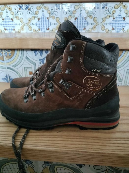 Bocanci munte Meindl