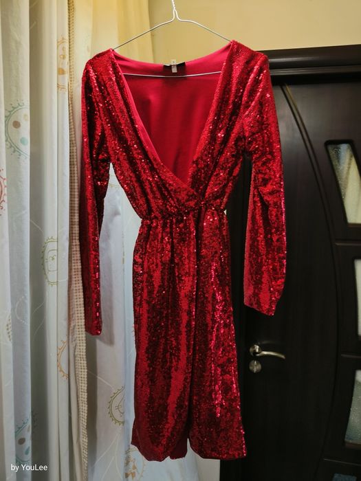 Rochie eleganta cu paiete