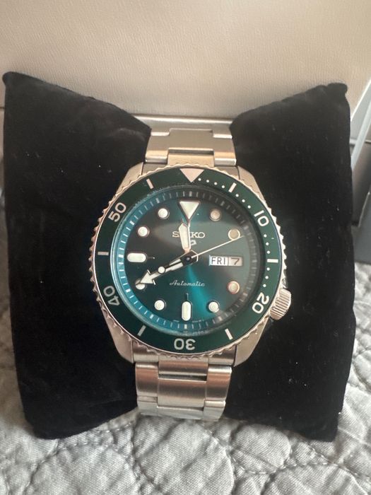 Часовник seiko5 нов с гаранция