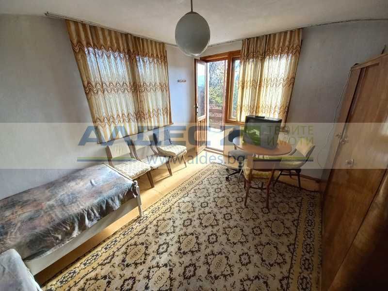 Панорамна вила в с. Кременик до яз. Дяково!