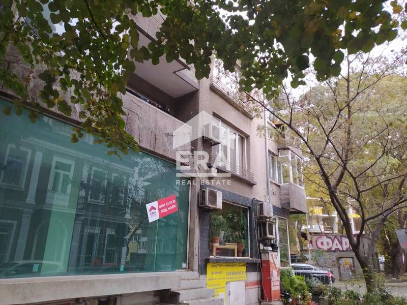 Партерен офис под наем, с лице 7 м на ул. Хан Аспарух, в Гръцка махала