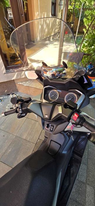 Honda Forza 350 Pret 4.700 euro