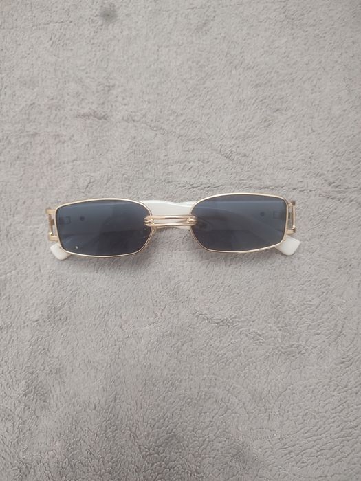 Продаю солнцезащитную очки