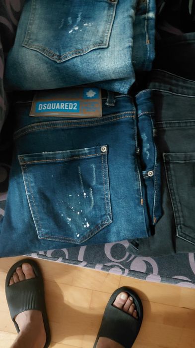 Vand blugi originali DSQUARED 2 tot ce este in poza