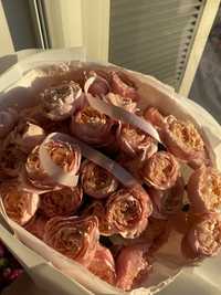 25 шт пионовидных роз
