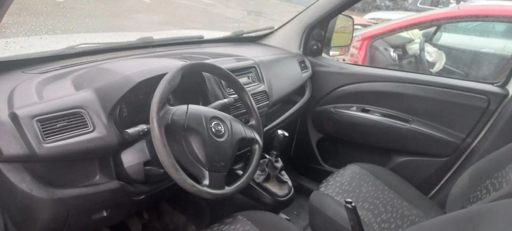 Dezmembram Opel Combo D 1.3 CDTi A13FD / 263 A2000