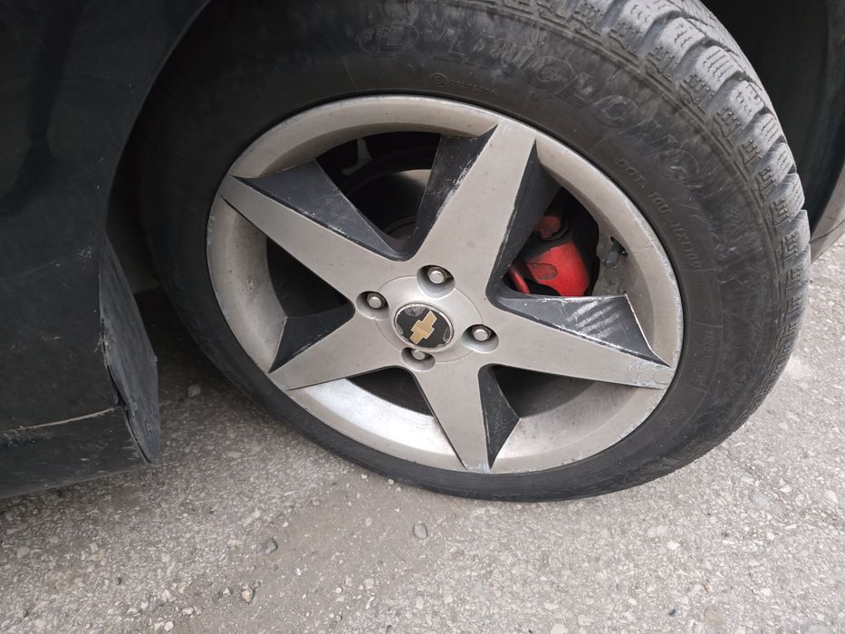 Продавам шевролет епика  на части