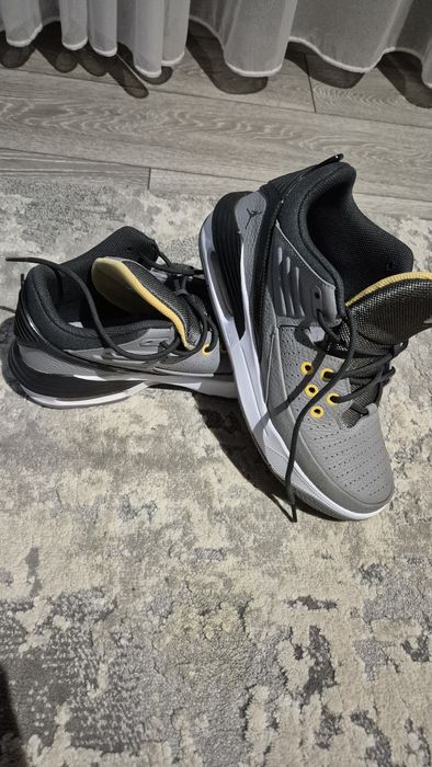 Adidași Nike originali