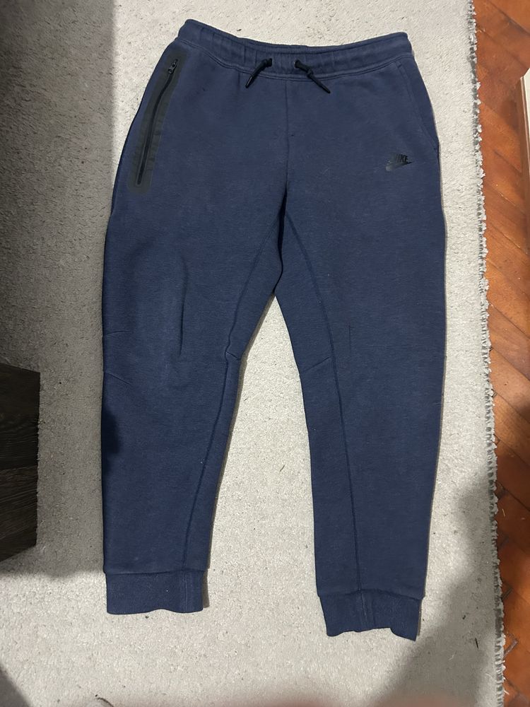 Nike tech fleece
