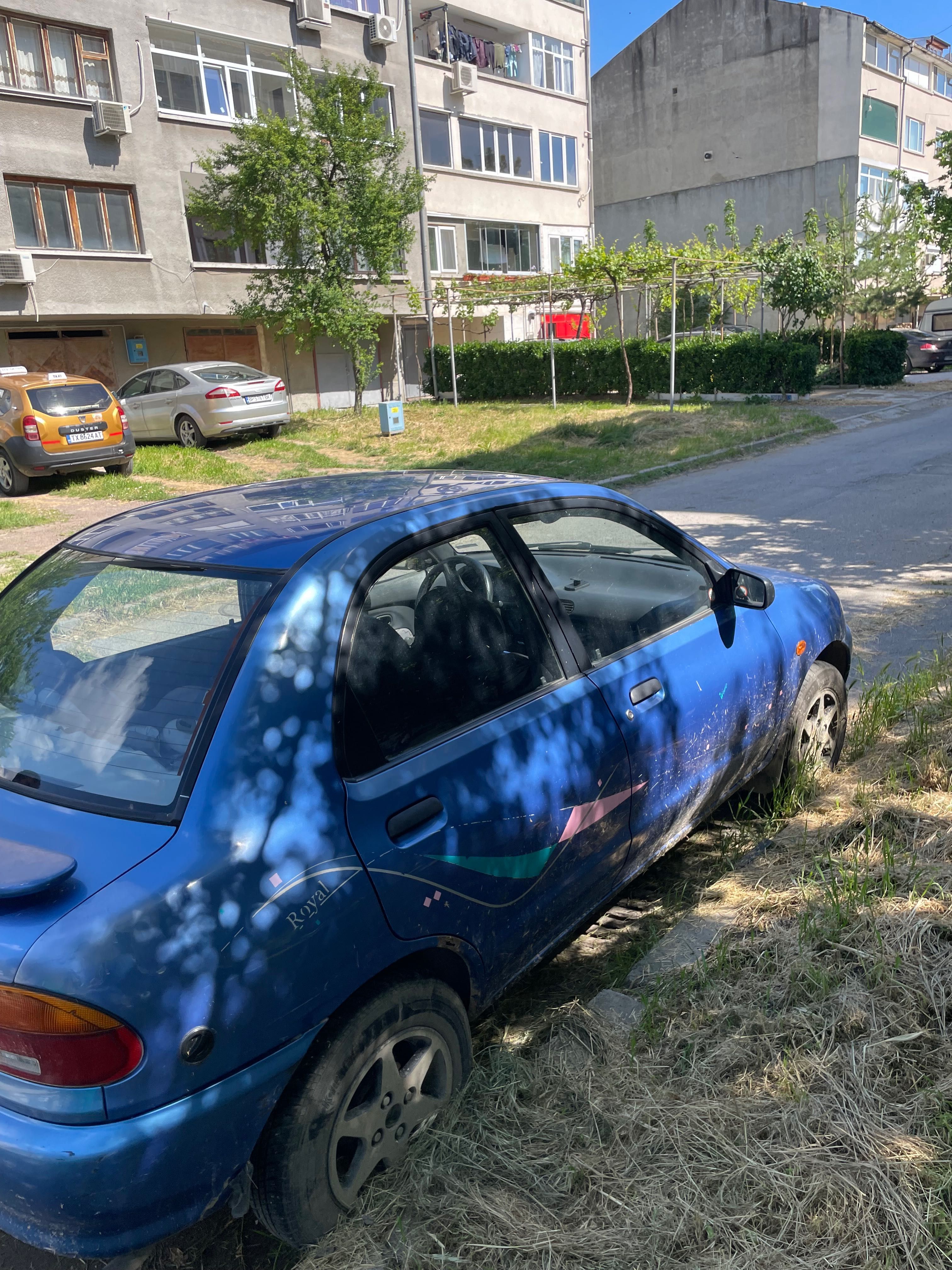 Mazda 121 цяла за части