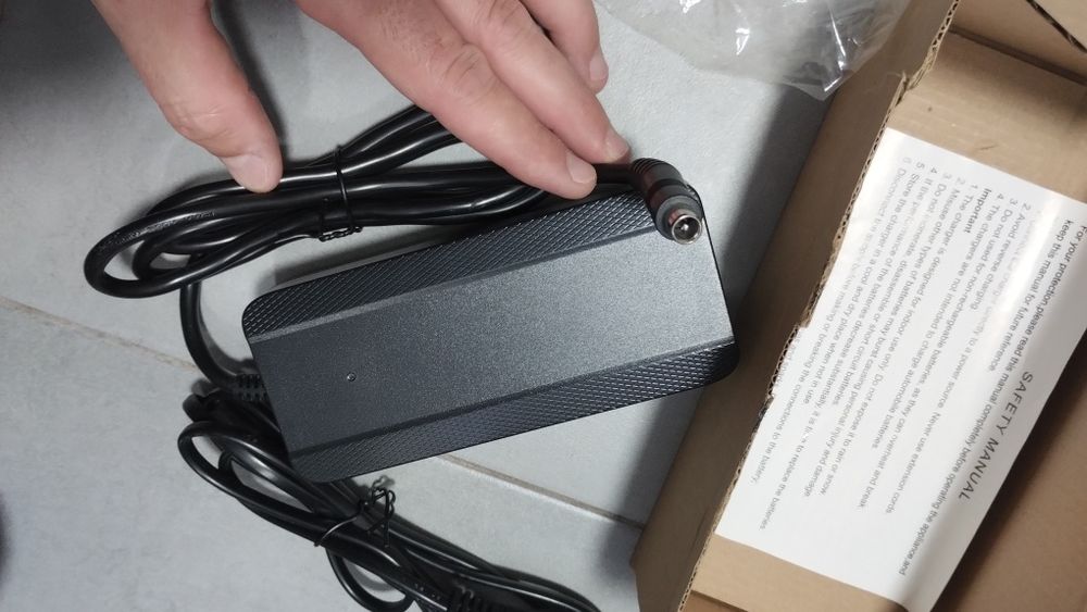 Încărcător bicicletă / trotinetă Xiaomi Mi365, Xiaomi Mi Pro/Pro2