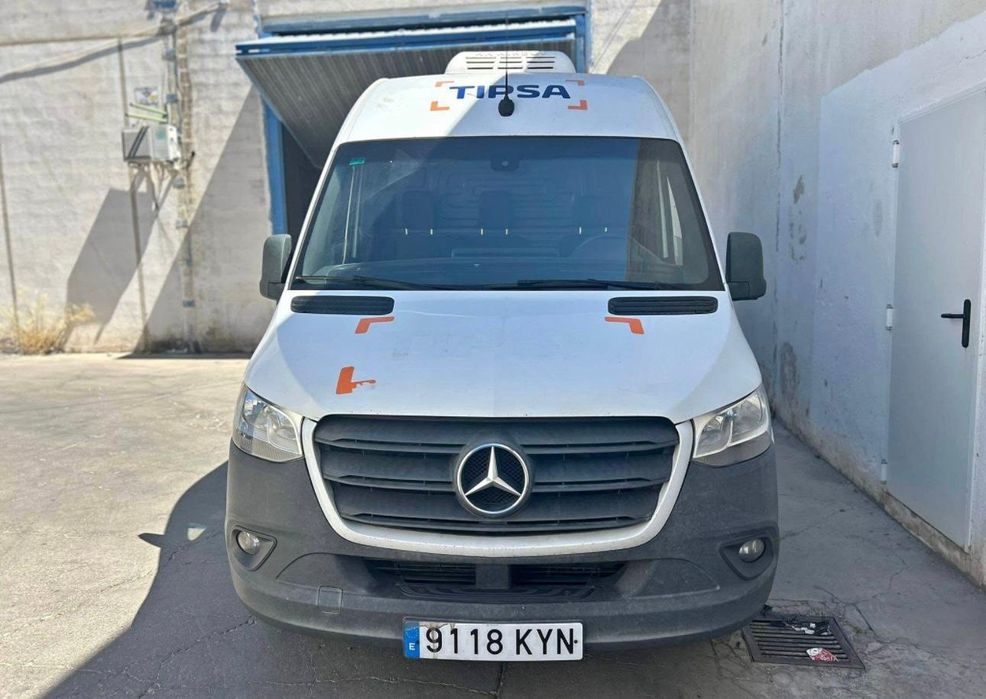 Dezmembrez Mercedes Sprinter 907 an 2020 motor 2.0 euro6