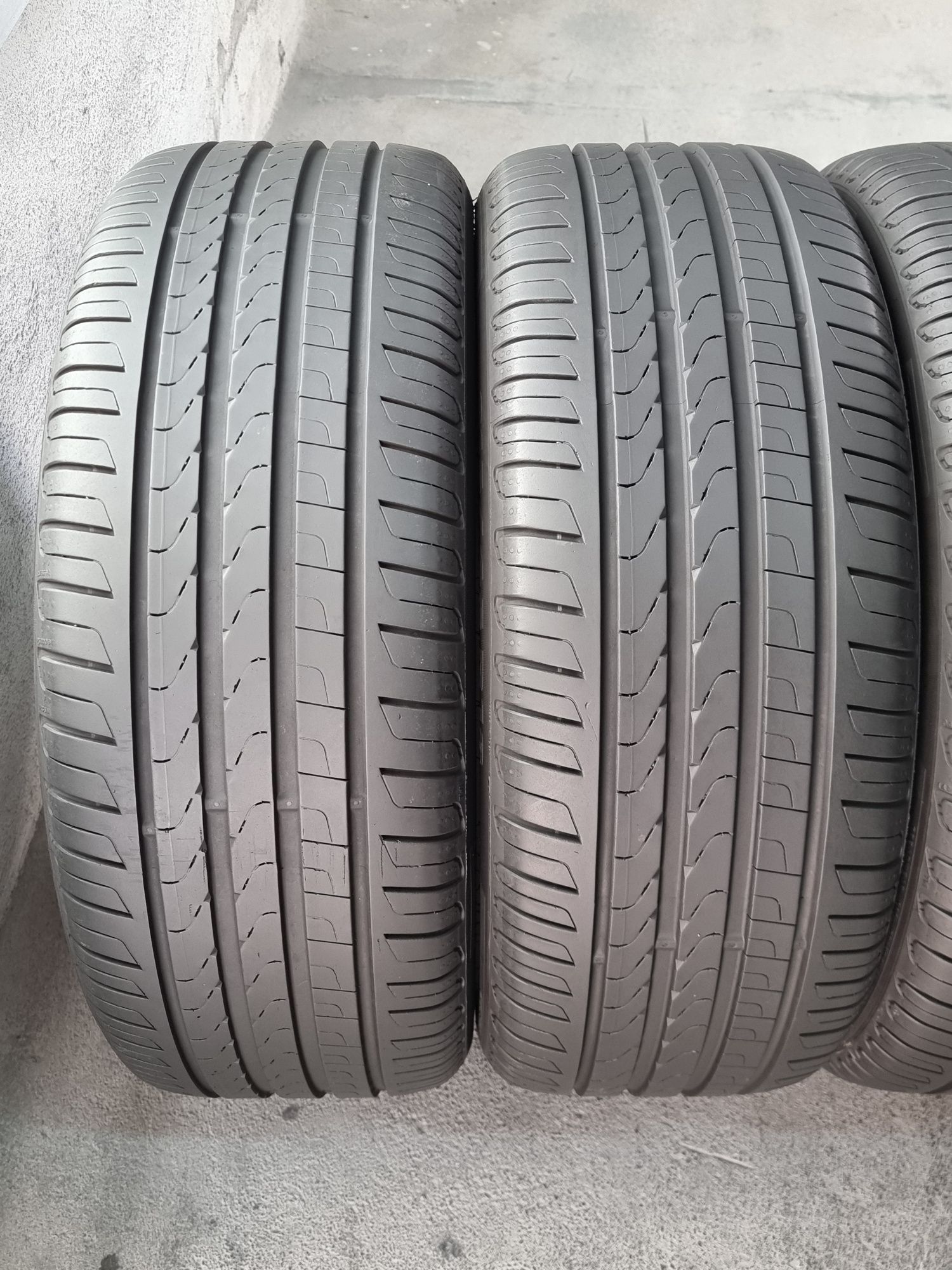 215/45/18 Pirelli 4Броя: 380лв 6.2мм