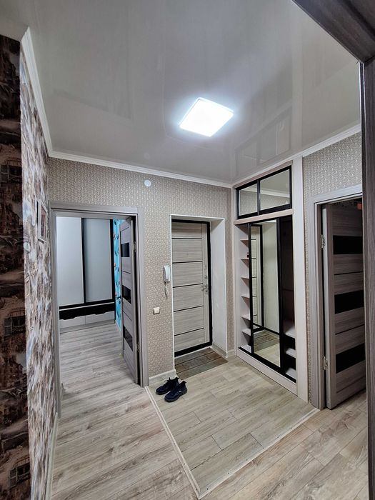 Сдается 4 комнатная квартира, г.Шымкент 4 мик-он д14В, кв 15